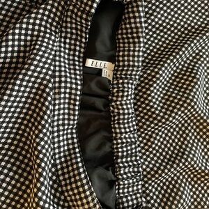 Elle Monochrome Houndstooth Skirt